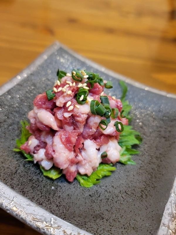 画像1: さしみーと和牛とろタルタル(タレ付)　５食入り (1)