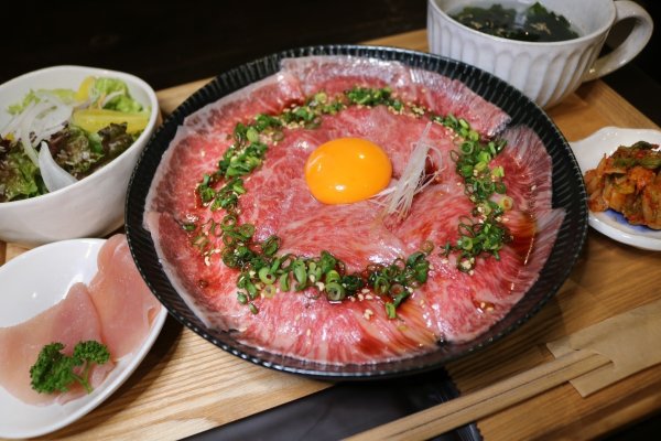 画像3: さしみーと牛肉生ハム（和牛ブロック）　4kg入り (3)